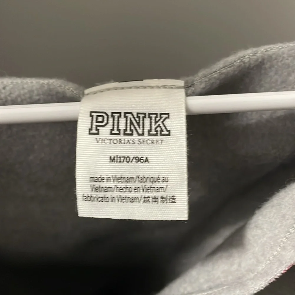 Vs pink floral sweatshirt - Picture 2 of 5